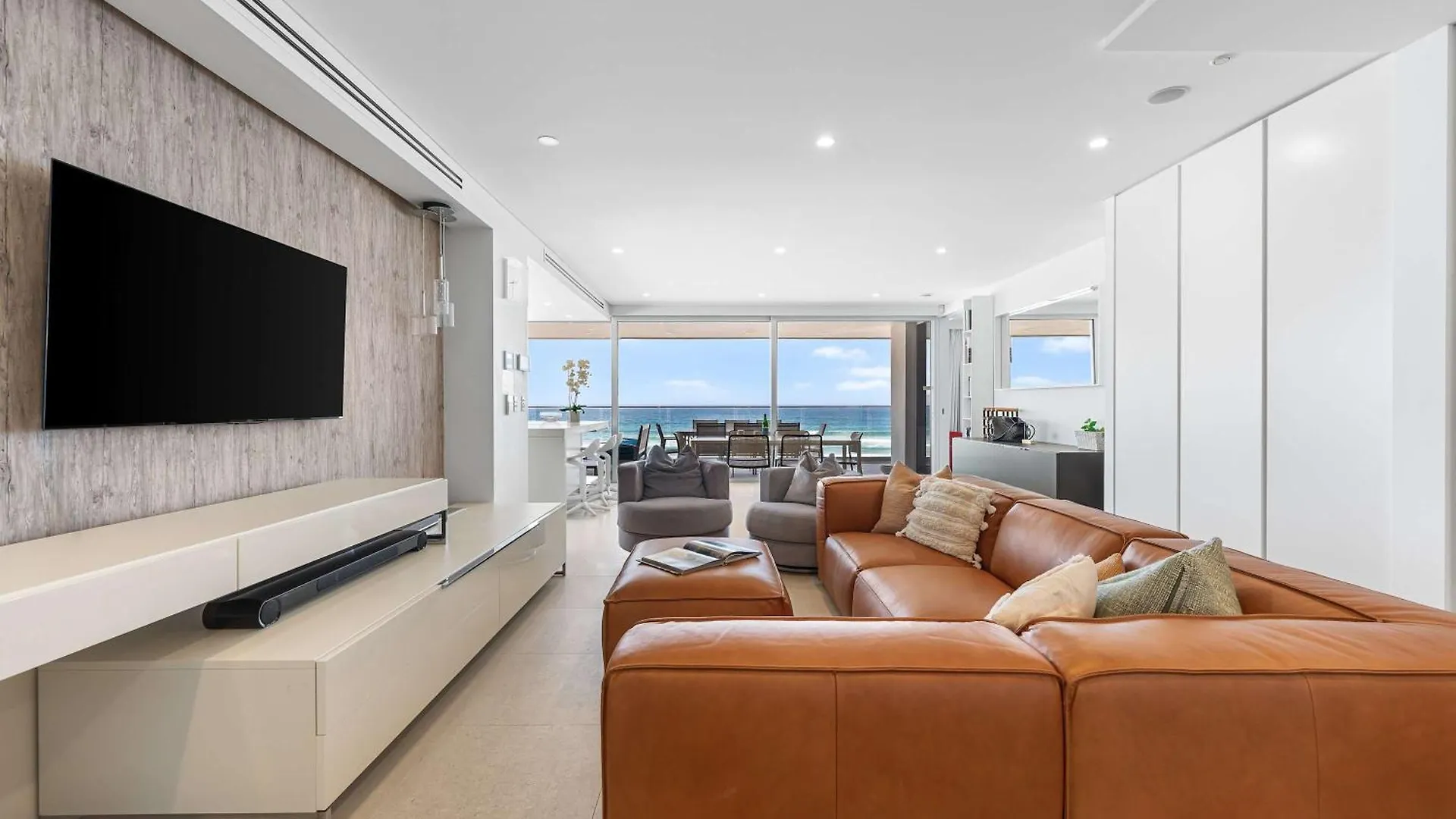 Joy On Jefferson Daire Gold Coast
